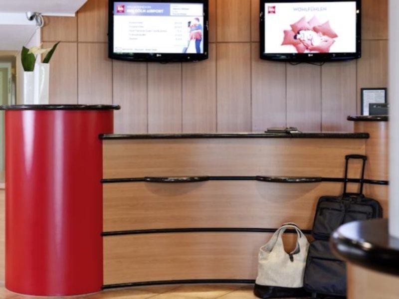 Ibis Airport Кёльн