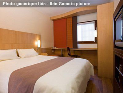 Отель Ibis Airport